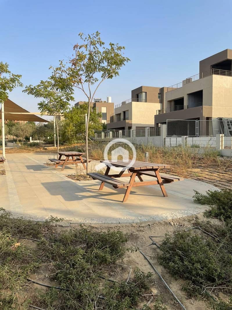 7 547577509_122153454026622465_5003300379228285793_n. jpg