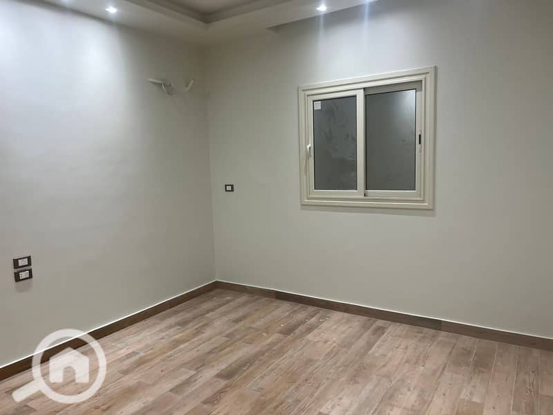 4 WhatsApp Image 2025-10-12 at 11.19. 56 PM. jpeg