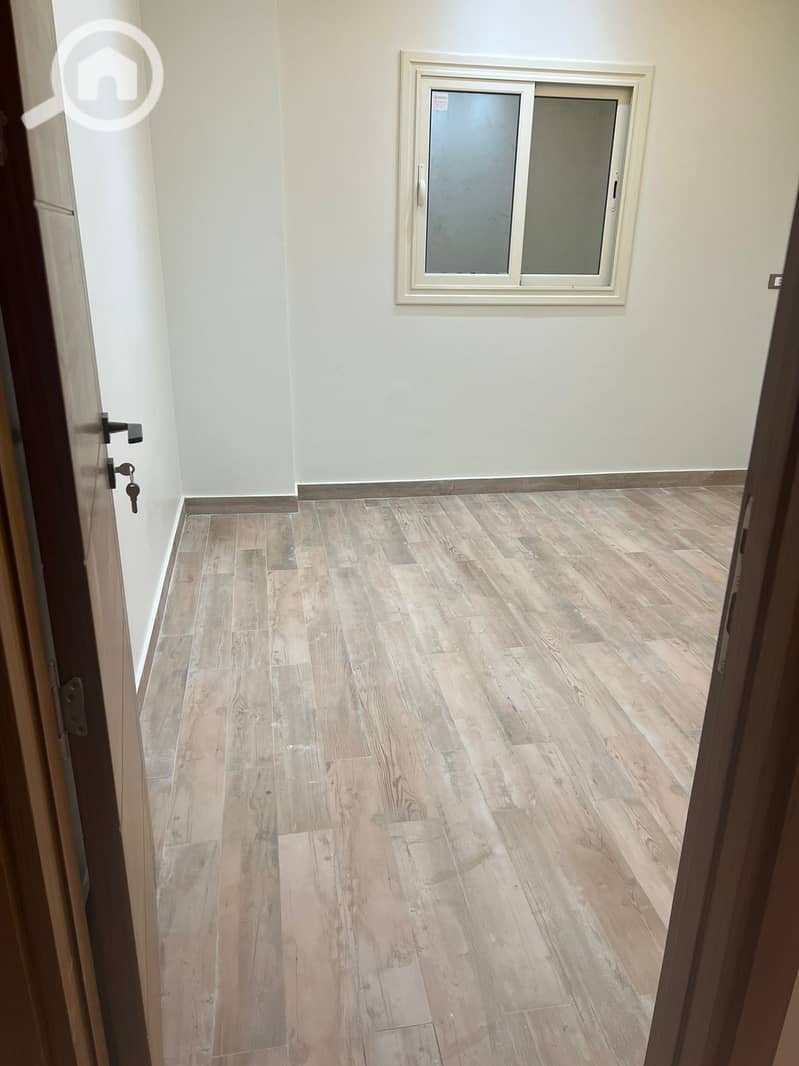 8 WhatsApp Image 2025-10-12 at 11.20. 00 PM (1). jpeg