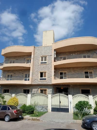 11 Bedroom Villa for Sale in New Cairo, Cairo - فيلا للبيع في البنفسج التجمع الخامس