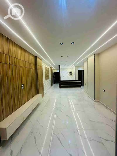 شقة 3 غرف نوم للبيع في حدائق الاهرام، الجيزة - IMG-20251014-WA0124. jpg