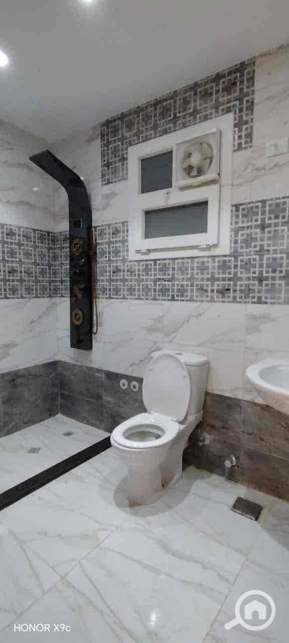 5 1b199b78-8b2c-4cc9-9b59-9f35bdcd620f. jpg