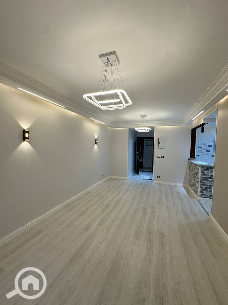 3 19b314a3-8245-4071-8770-a32c0e5e30f8. jpg