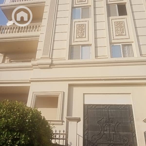 للايجار سكني أو اداري في التجمع الاول فيلات البنفسج ارضي بجاردن خاص للايجار سكني أو اداري في التجمع الاول فيلات البنفسج ارضي بجاردن خاص