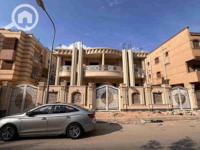 فیلا 9 غرف نوم للبيع في العبور، القاهرة - IMG-20250325-WA0038. jpg