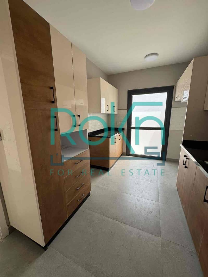 2 3fe289dc-3409-4286-bf90-cf0f02efabaf. jpg