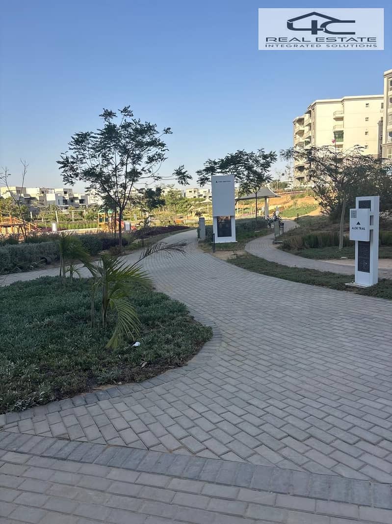 15 WhatsApp Image 2024-10-30 at 2.36. 51 PM (2). jpeg