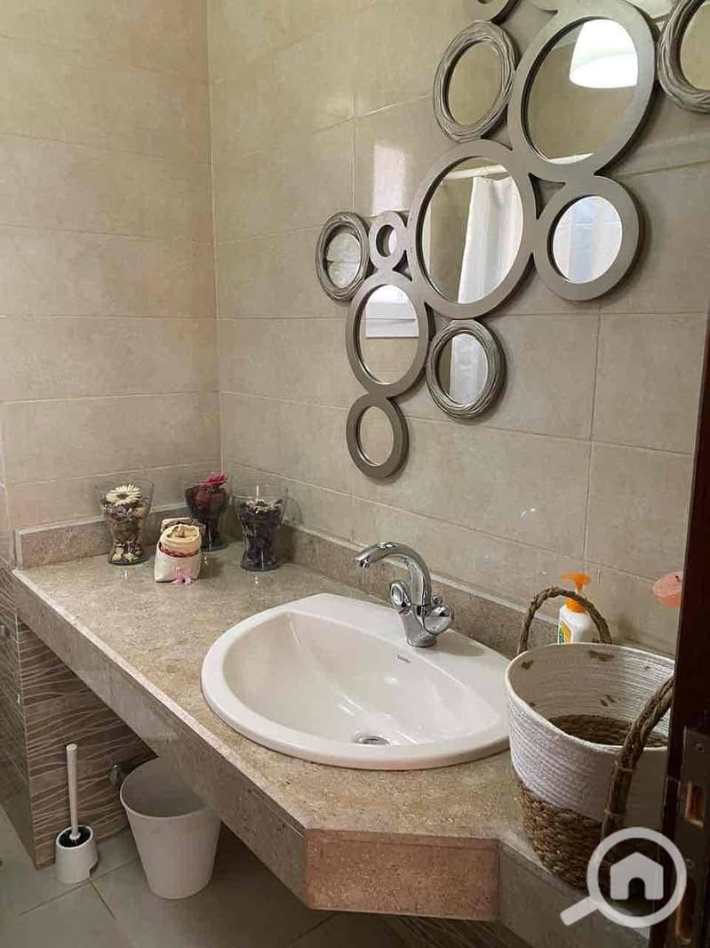 5 d64eda72-9d59-4067-beba-922ae7d4063a. jpg