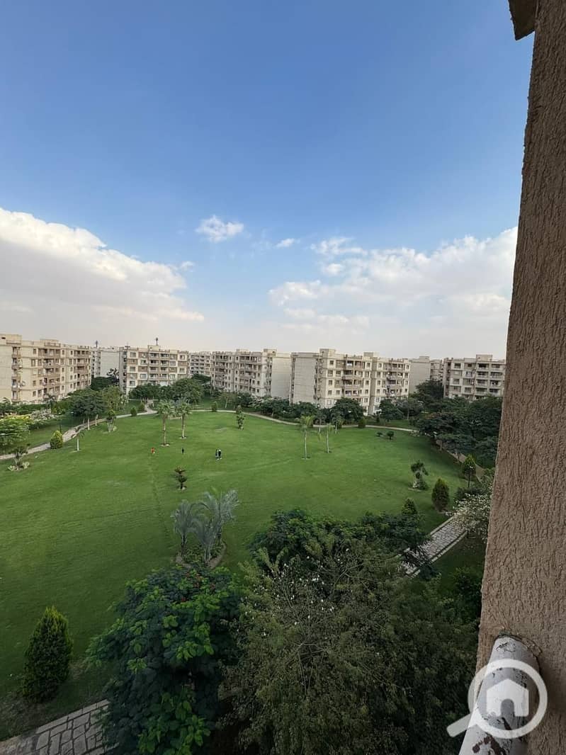 12 e9ee42b8-165a-49cb-a054-6ec6131a1177. jpeg