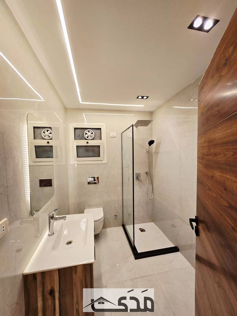 5 WhatsApp Image 2025-10-15 at 1.51. 27 PM (2). jpeg