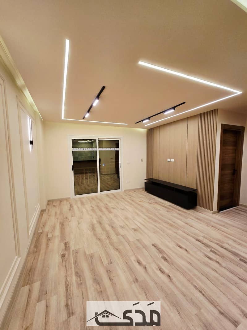 10 WhatsApp Image 2025-10-15 at 1.51. 25 PM (1). jpeg