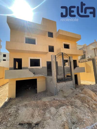 فیلا 6 غرف نوم للبيع في 6 أكتوبر، الجيزة - 27fea703-1ff4-4fe0-b0f1-a476f4b69b76. jpg