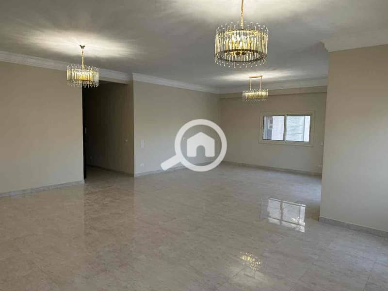 8 fdb82a7d-9a25-436e-836f-5b1ce0de2673. jpg