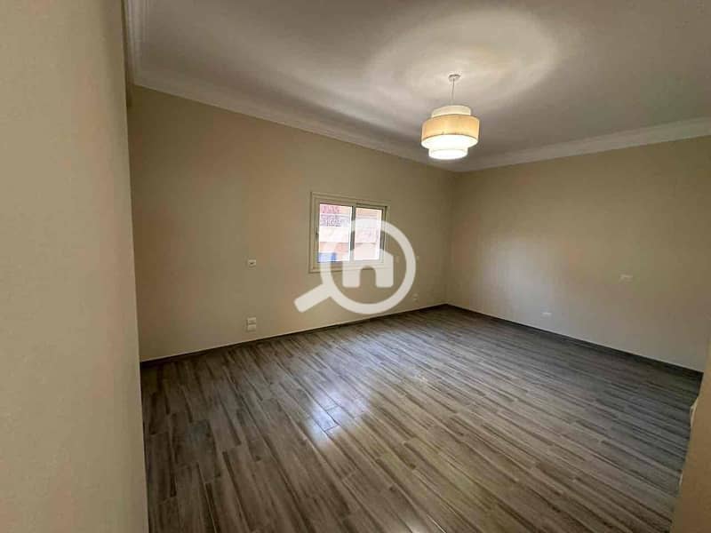 12 866414b7-1a0a-44ad-ae68-4083d286d65e. jpg