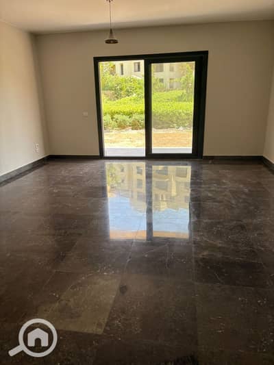 3 Bedroom Flat for Rent in 6th of October, Giza - photo_5866191913881815788_y. jpg
