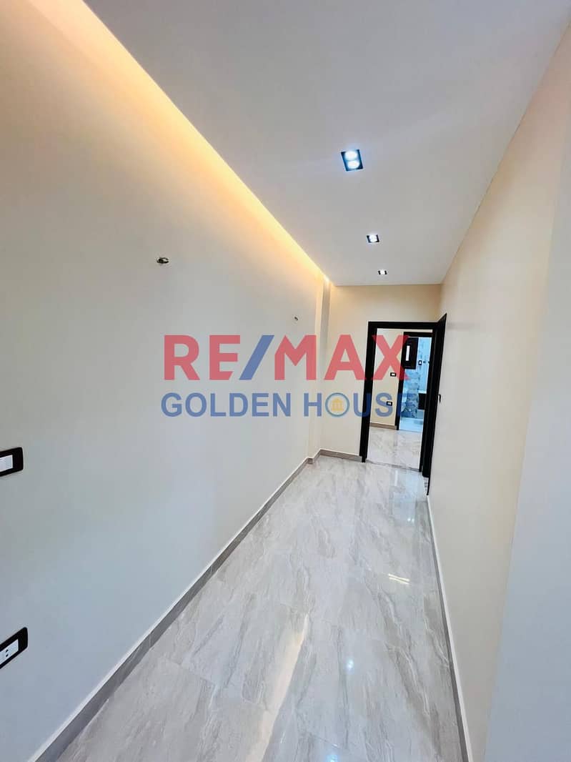 5 WhatsApp Image 2025-10-15 at 14.36. 31_6dc8534b. jpg