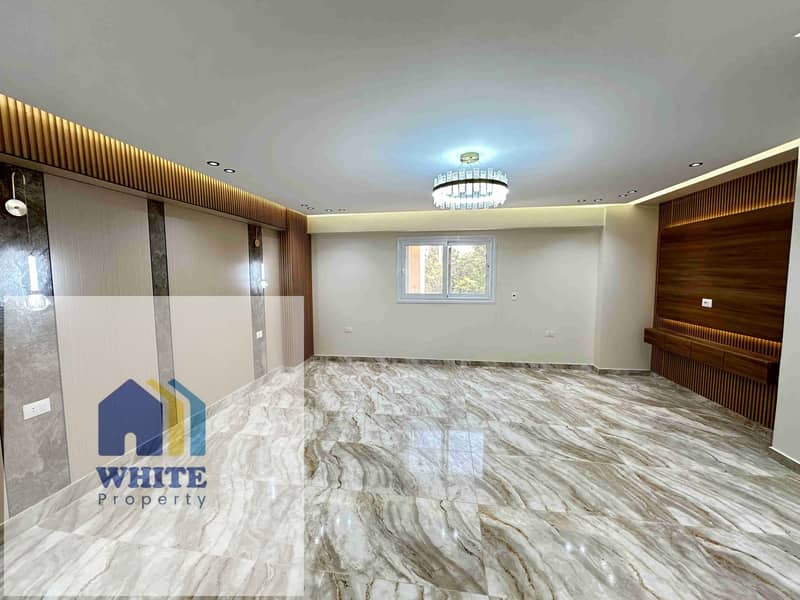 1000549249. jpg 1000549249. jpg