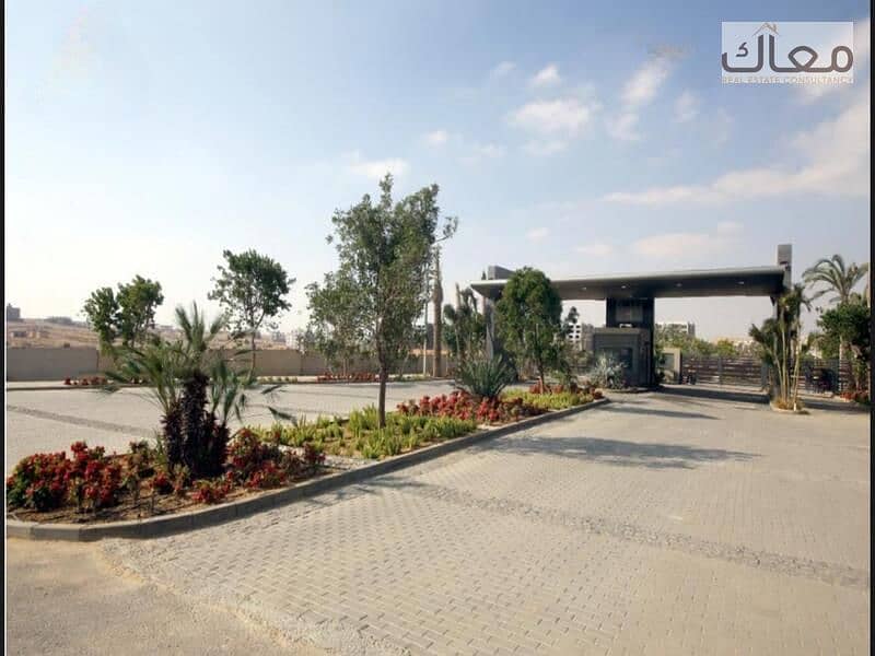 4 WhatsApp Image 2025-10-15 at 14.26. 43 (2). jpeg