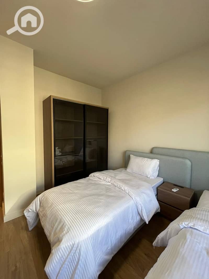 5 WhatsApp Image 2025-10-15 at 12.12. 10 (1). jpeg