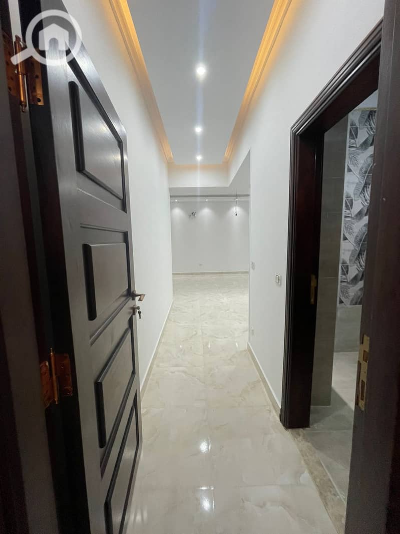 12 WhatsApp Image 2025-10-14 at 5.56. 45 PM. jpeg