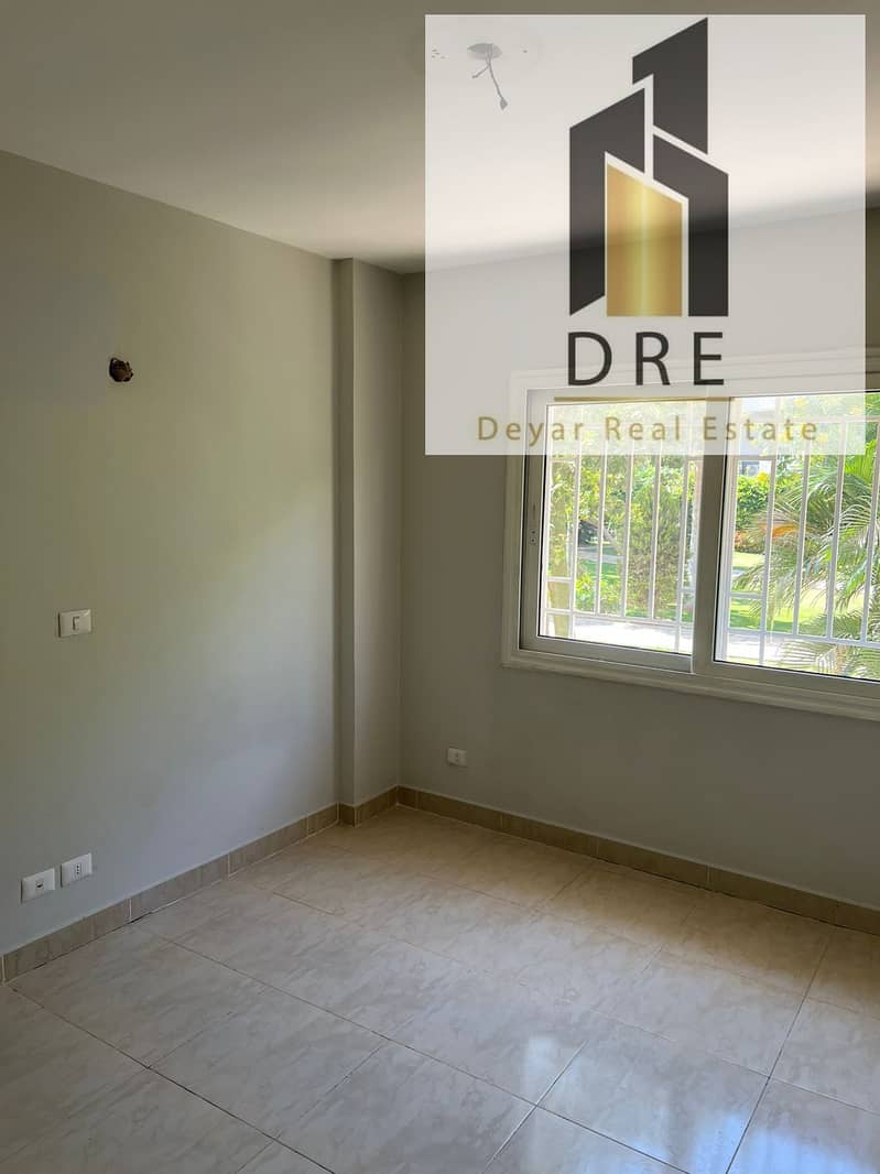 4 08e528e8-43e7-4461-8abc-e5634d962436. jpg