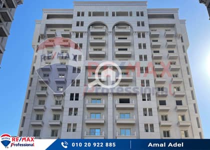 3 Bedroom Flat for Sale in Moharam Bik, Alexandria - 1. jpg