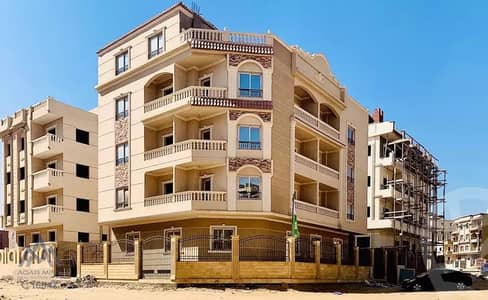 4 Bedroom Duplex for Sale in New Cairo, Cairo - دوبلكس ريسيل 272م نص تشطيب مع جاردن 72م (1). jpeg 4 Bedroom Duplex for Sale in New Cairo, Cairo - دوبلكس ريسيل 272م نص تشطيب مع جاردن 72م (1). jpeg