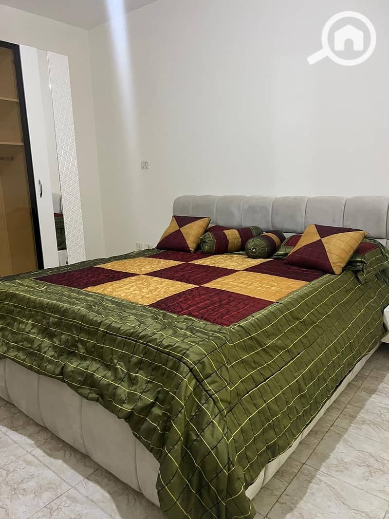 3 67bf1c4a-772b-4a54-848c-314e90337ea9. jpeg