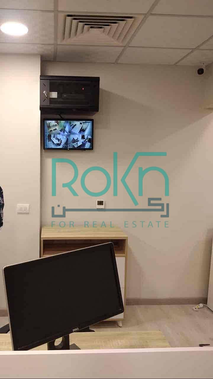 5 5411b0ce-6037-4556-abeb-49b8304bc68d. jpg