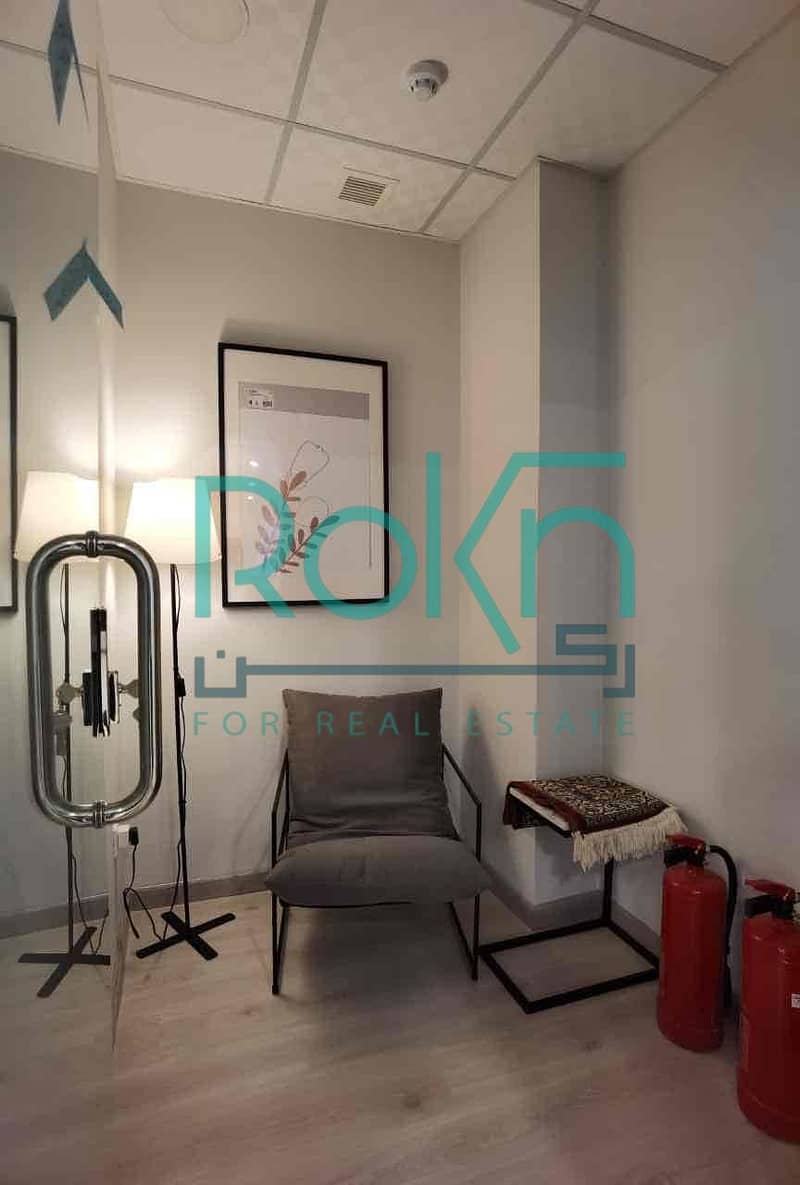 10 ffc09273-2da3-48ab-ab4c-4babbfe2be61. jpg