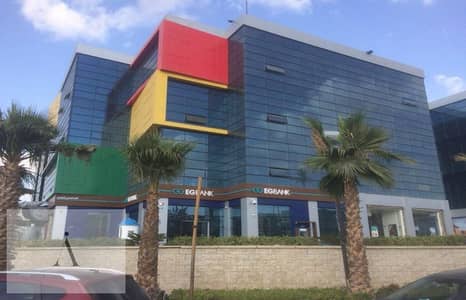 Office for Sale in New Cairo, Cairo - photo_2_2025-05-01_13-49-16. jpg