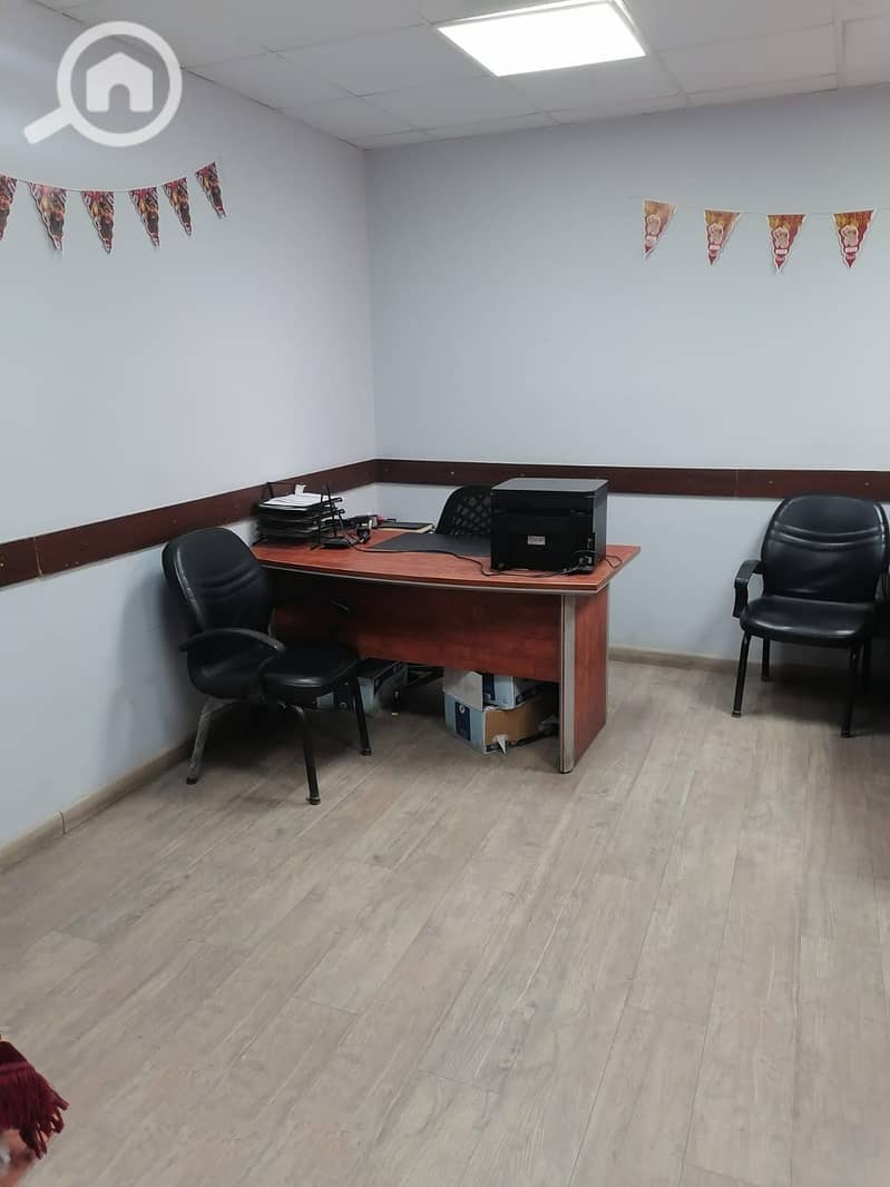 24 WhatsApp Image 2025-10-15 at 3.44. 44 PM (3). jpeg