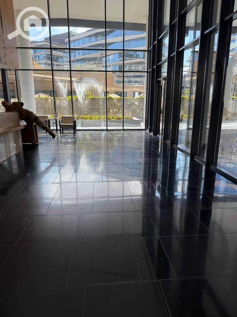 8 office 4. jpg