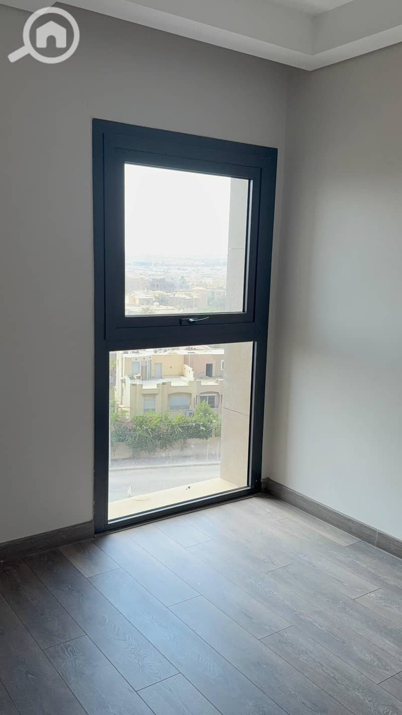 6 west 1. jpg