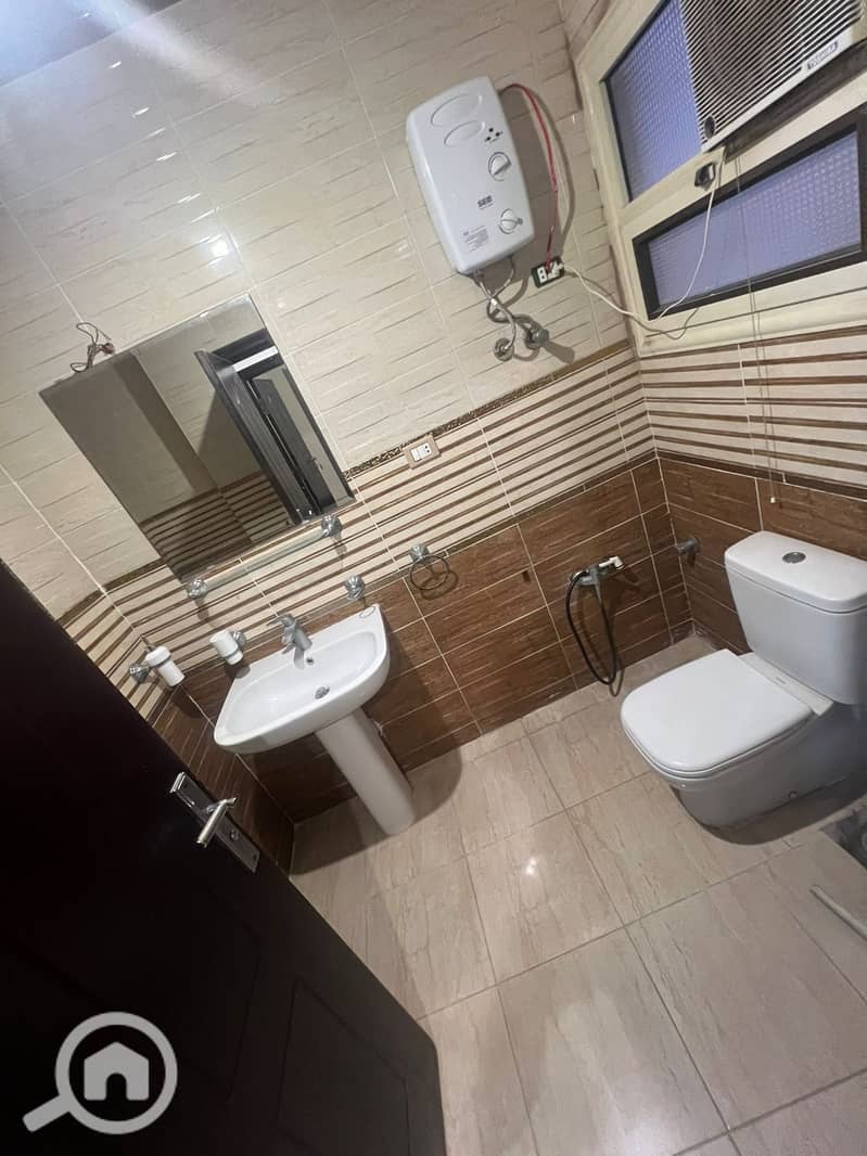 6 IMG-20251013-WA0593. jpg