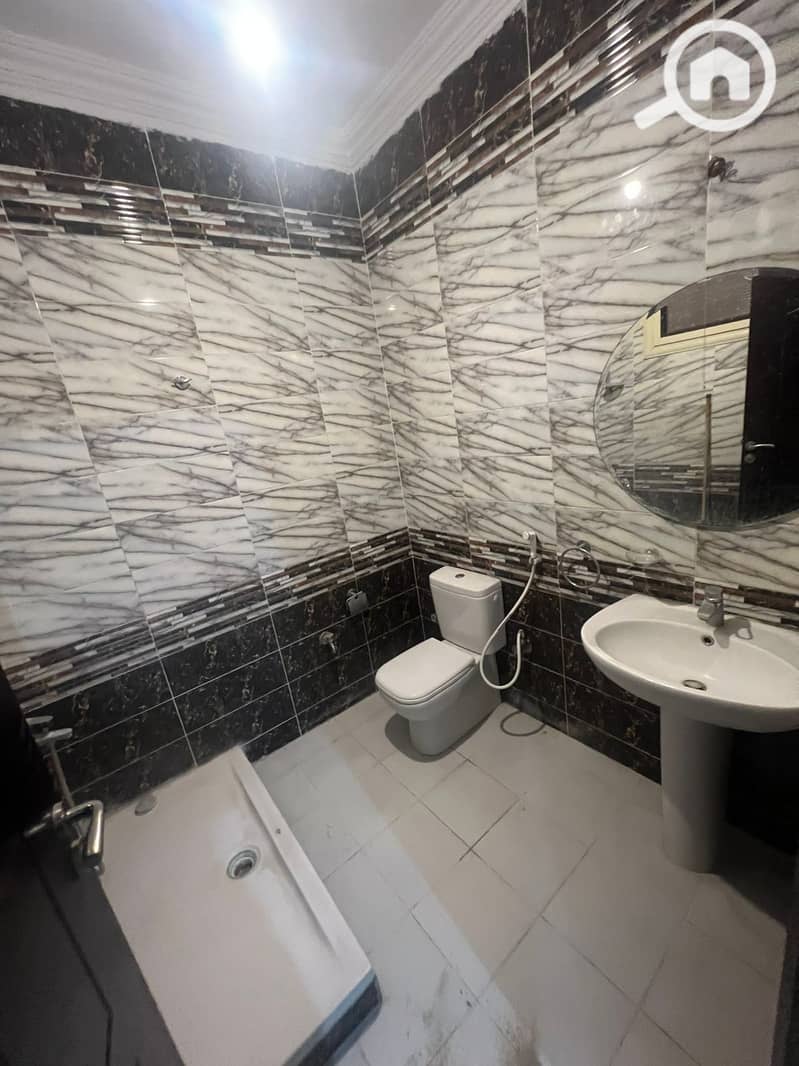 7 IMG-20251013-WA0599. jpg