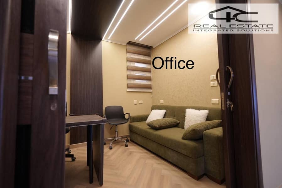 8 WhatsApp Image 2025-10-12 at 14.19. 10 (2). jpeg