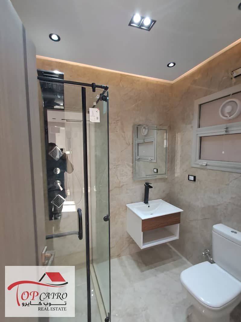 11 WhatsApp Image 2025-10-15 at 2.52. 58 PM (2). jpeg