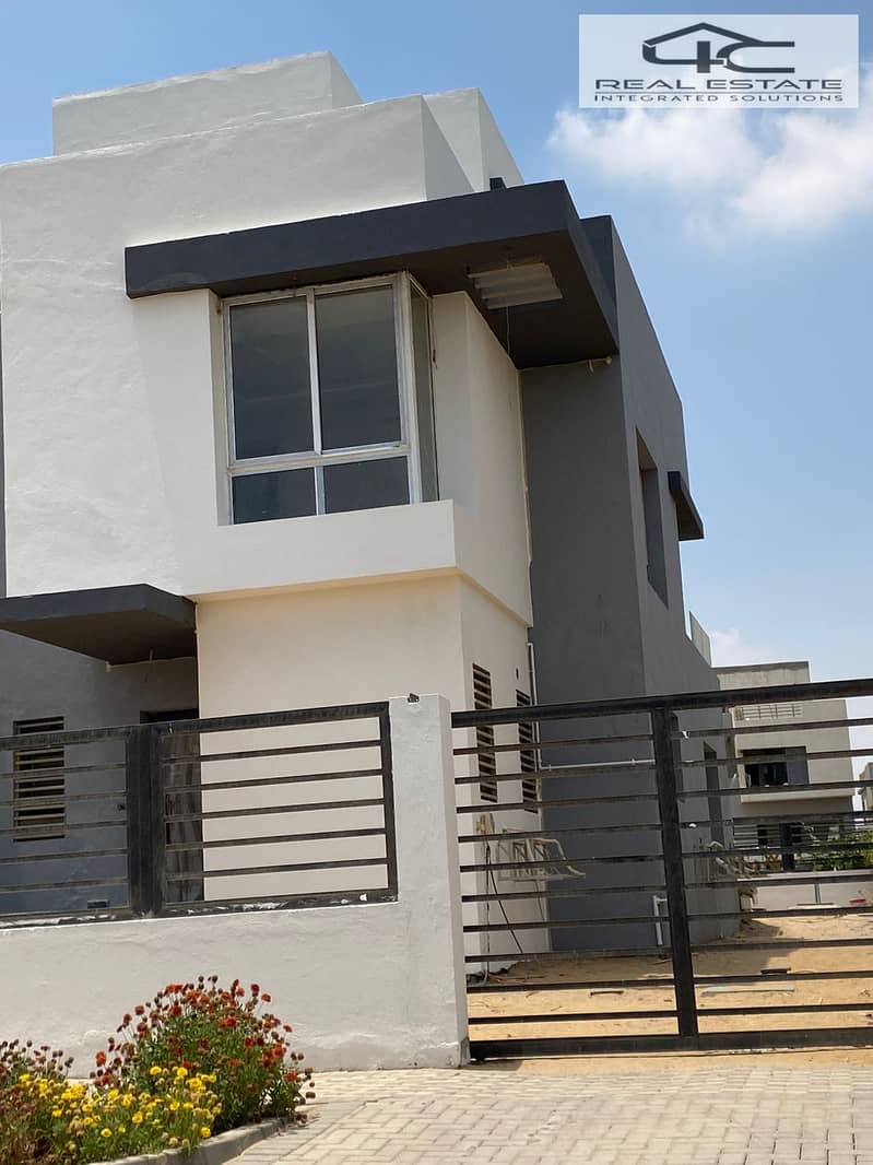 2 WhatsApp Image 2025-06-08 at 7.15. 21 PM. jpeg