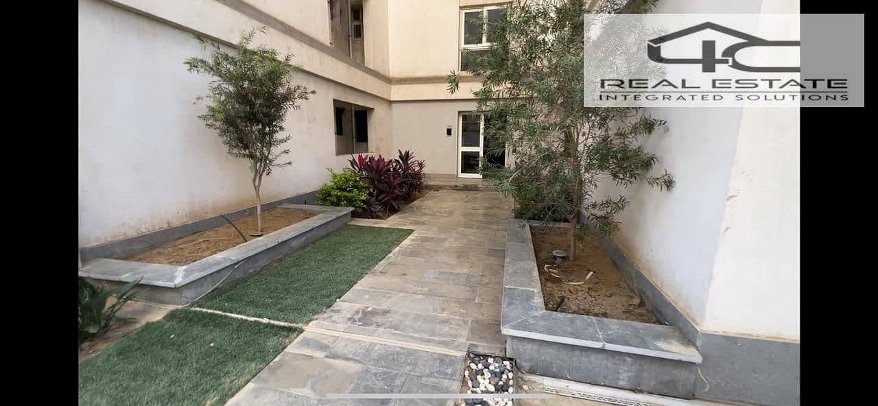 3 WhatsApp Image 2025-10-13 at 16.05. 59. jpeg