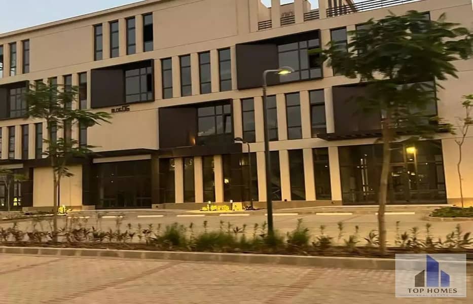 3 WhatsApp Image 2025-09-21 at 1.45. 08 AM (2)_1400x900. jpg