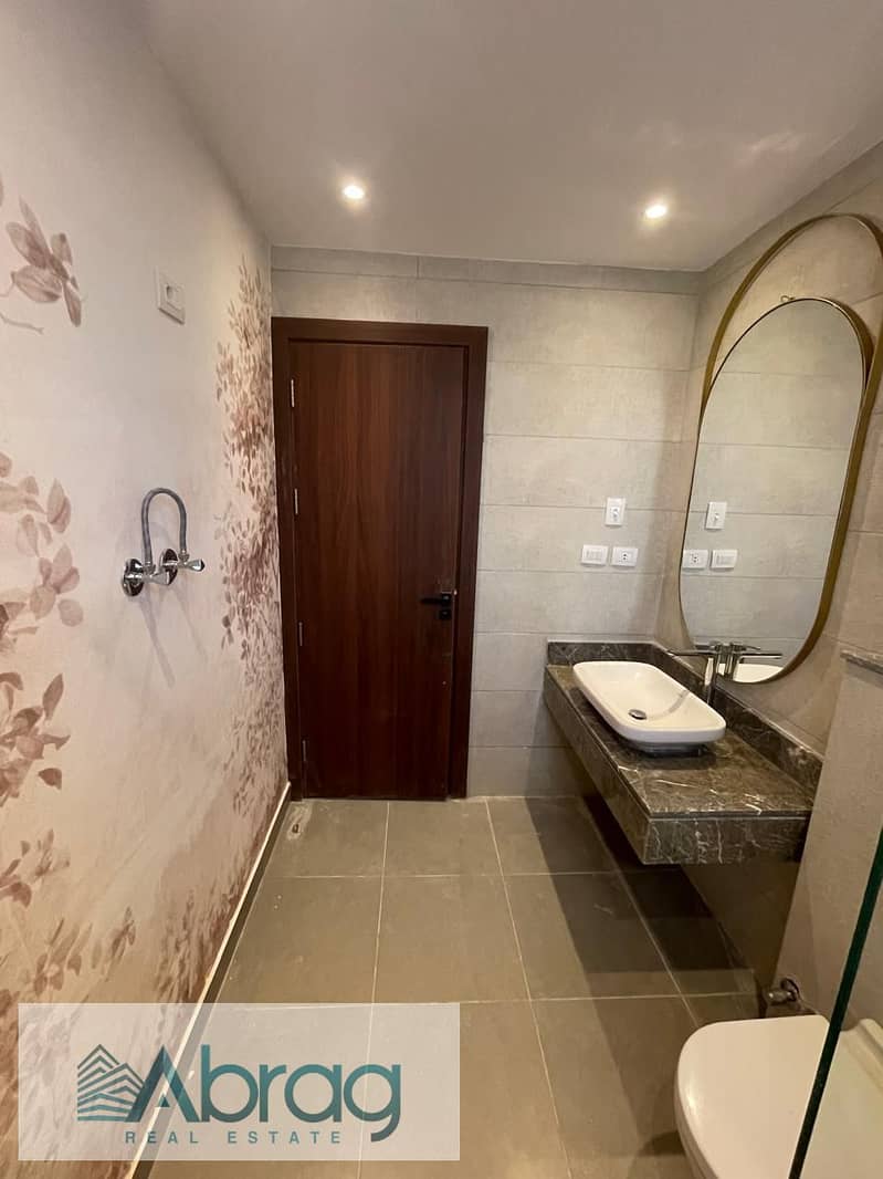 3 WhatsApp Image 2025-10-14 at 3.50. 30 PM (2). jpeg