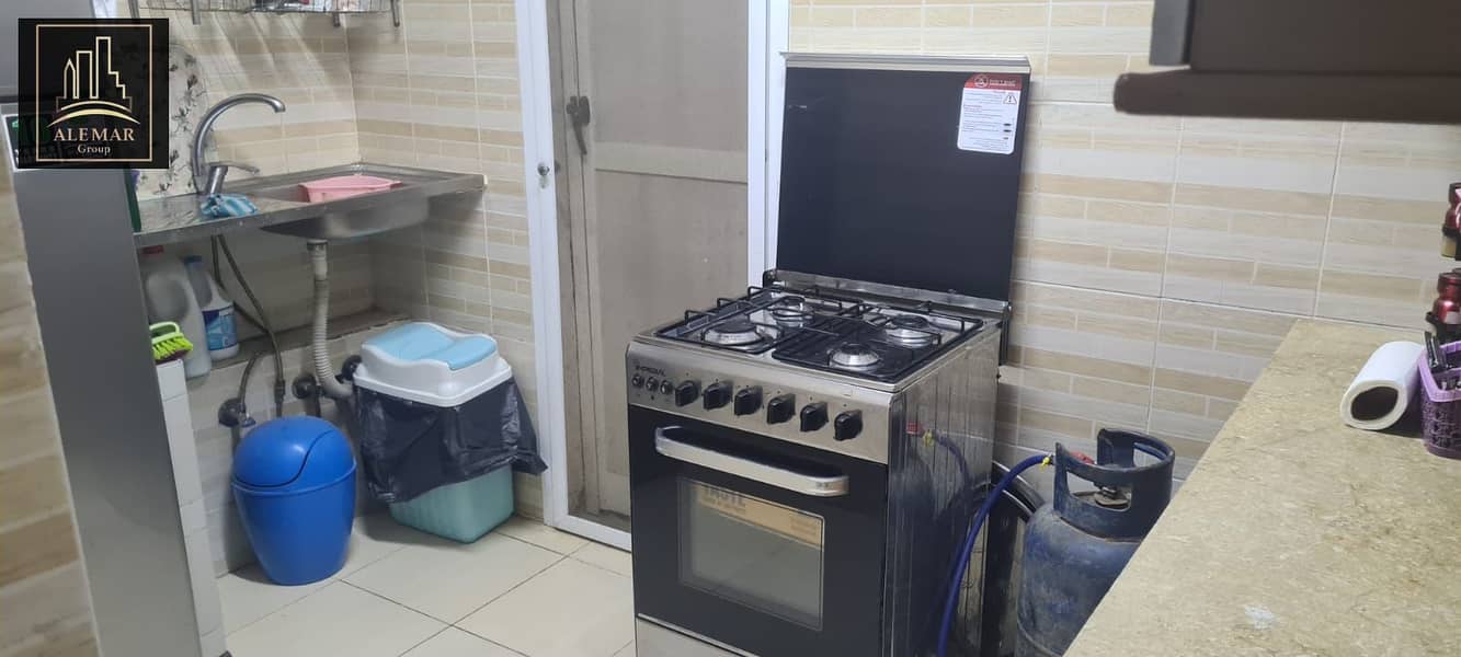 2 0e28e3ac-2cdf-4c11-8d89-49dabf2ad7a6. jpg
