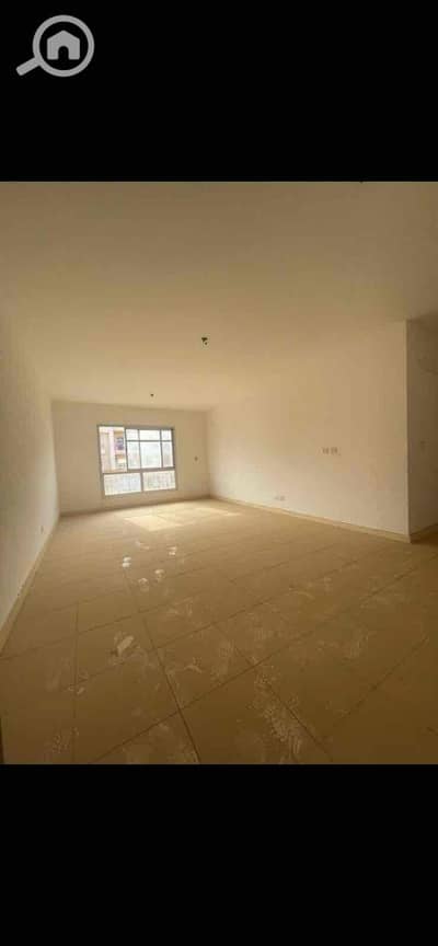 3 Bedroom Flat for Sale in Madinaty, Cairo - c3e6158d-c5ee-4033-8ffb-7bc9d17de6b9. jpg