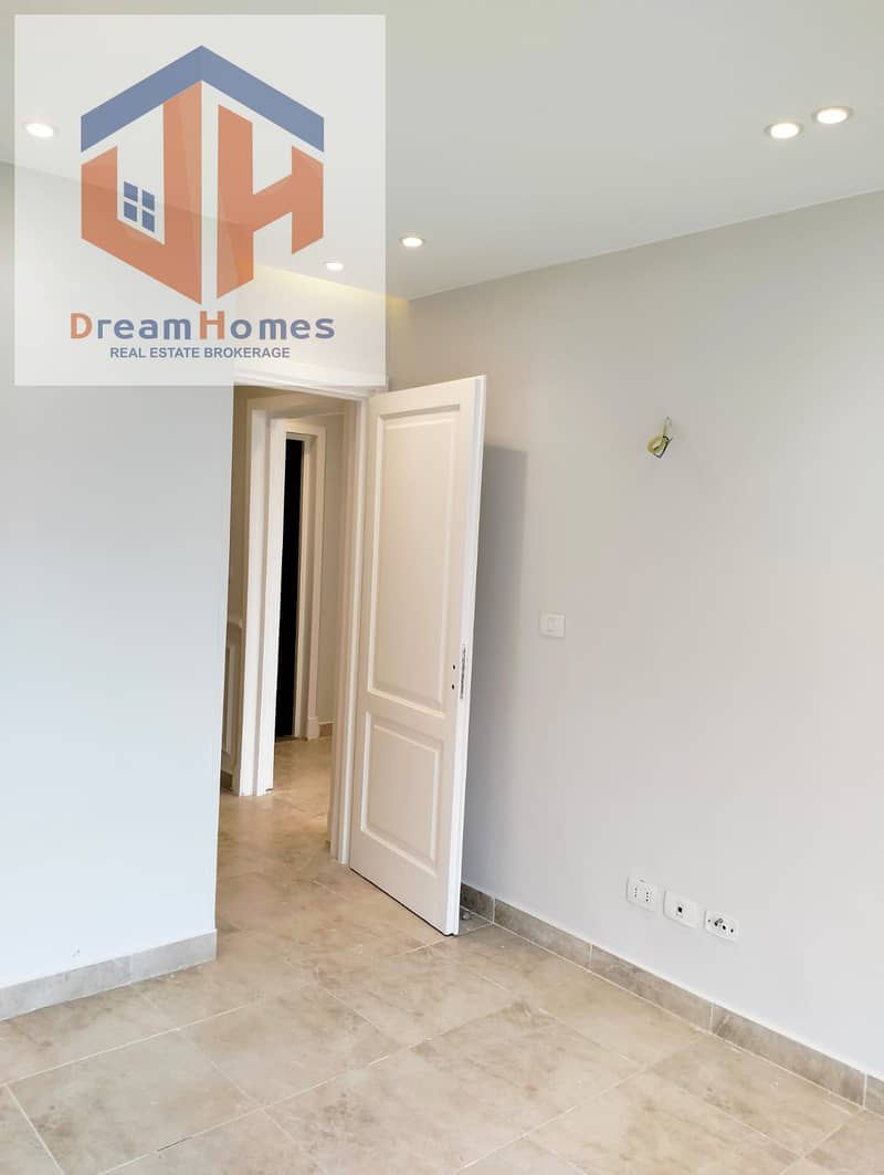 17 WhatsApp Image 2025-10-15 at 16.24. 59_bbb2e2e5. jpg