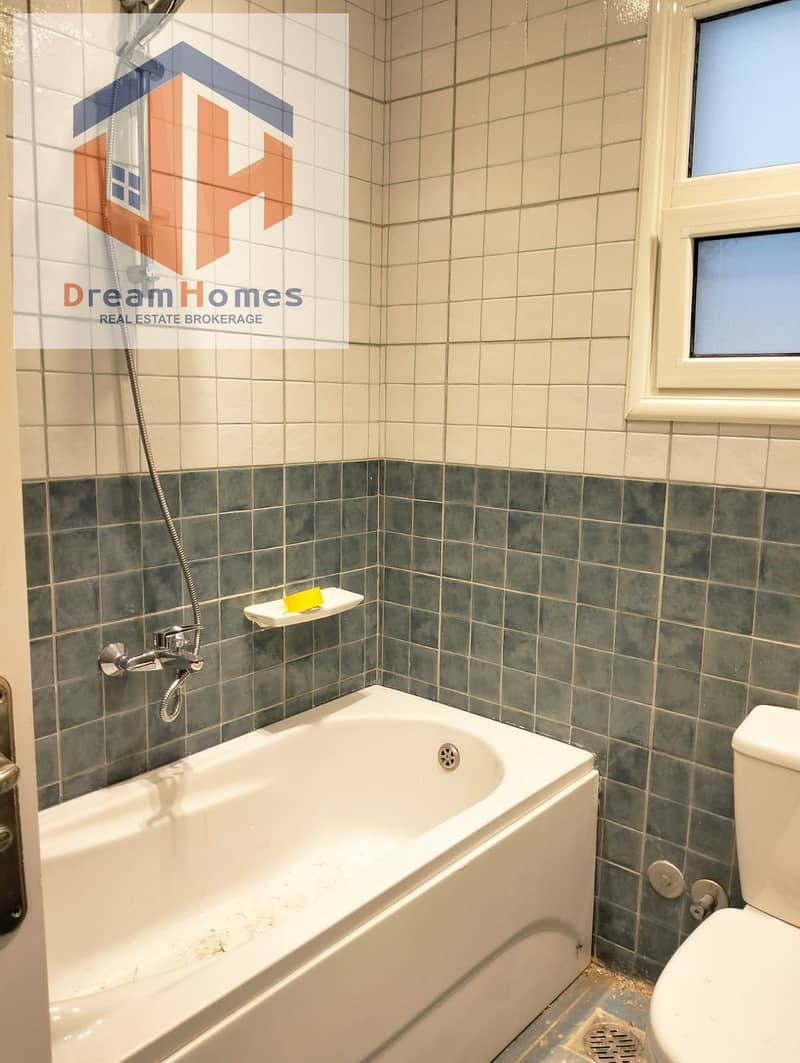 18 WhatsApp Image 2025-10-15 at 16.24. 56_2a1fd2c2. jpg