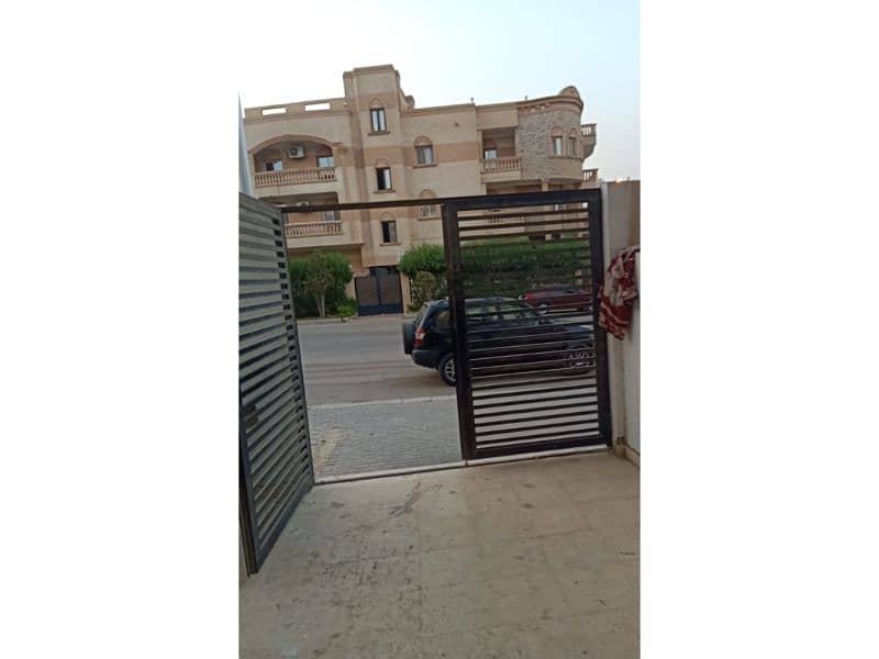 6 WhatsApp Image 2025-10-15 at 16.41. 48_e8652863. jpg