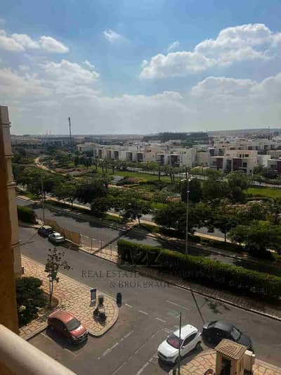 شقة 2 غرفة نوم للايجار في مدينتي، القاهرة - IMG-20251015-WA0046. jpg