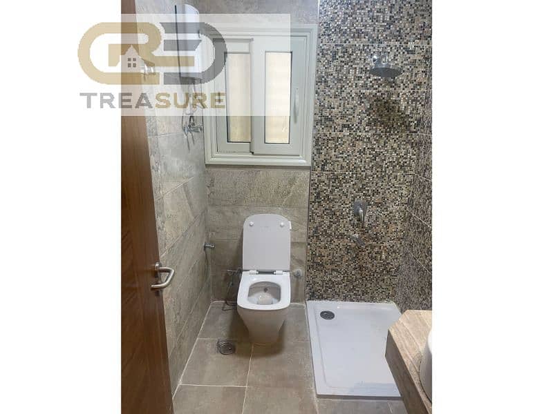 10 WhatsApp Image 2025-10-15 at 4.59. 15 PM (1). jpg