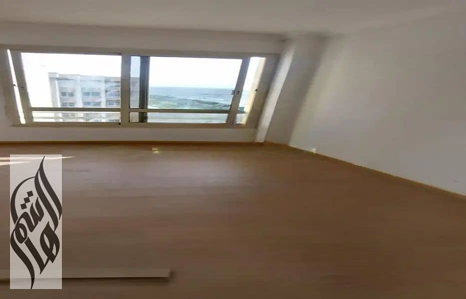 10 28323014-800x600-Photoroom. png